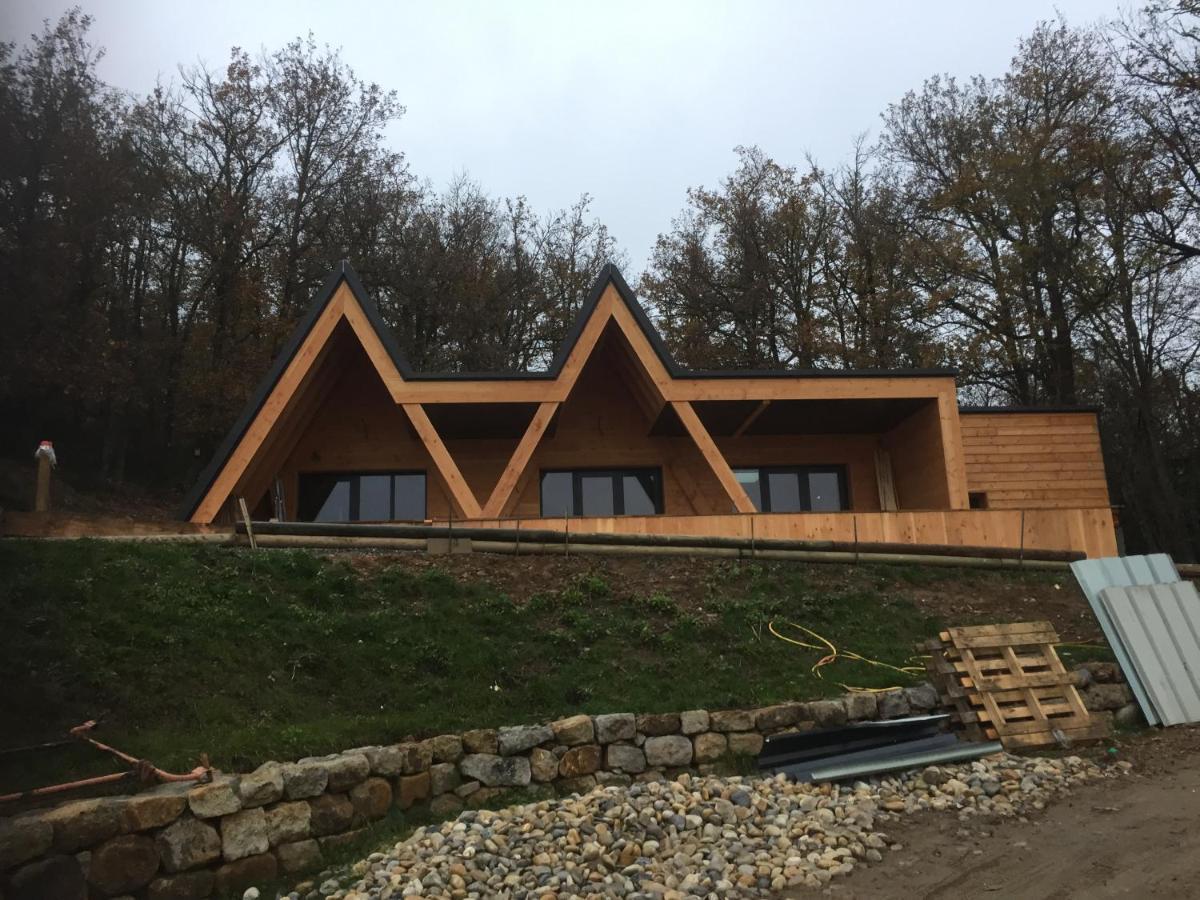 O Tipi Lodge Saint-Christo-en-Jarez Exteriér fotografie