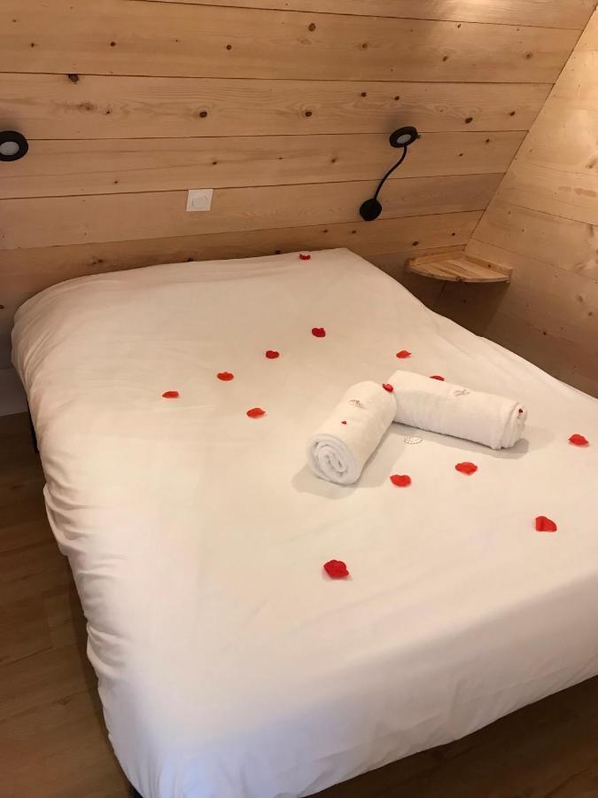 O Tipi Lodge Saint-Christo-en-Jarez Exteriér fotografie